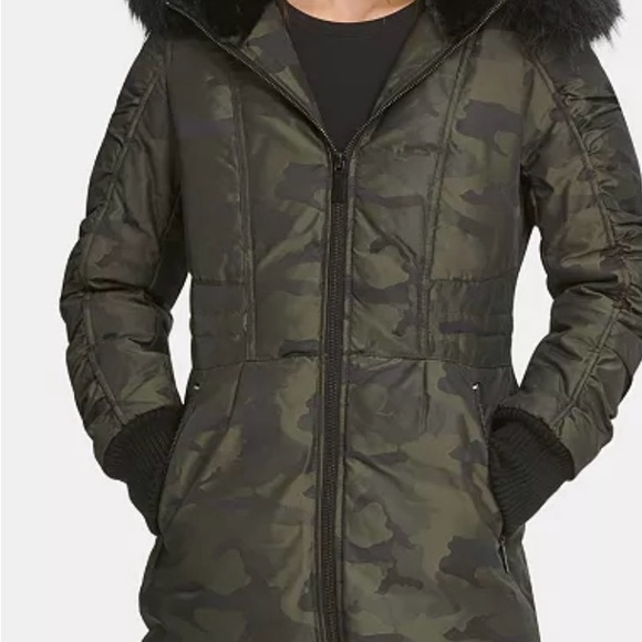 DKNY Faux-Fur-Trim Camo-Print Puffer Coat, Sz S •LIKE NEW•